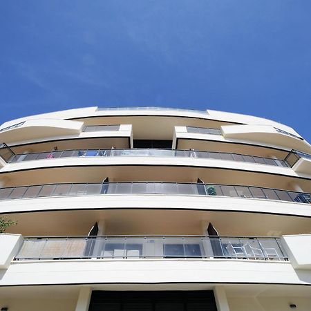 Apartment Cosmo Beach-1 By Interhome เอสเตโปนา ภายนอก รูปภาพ