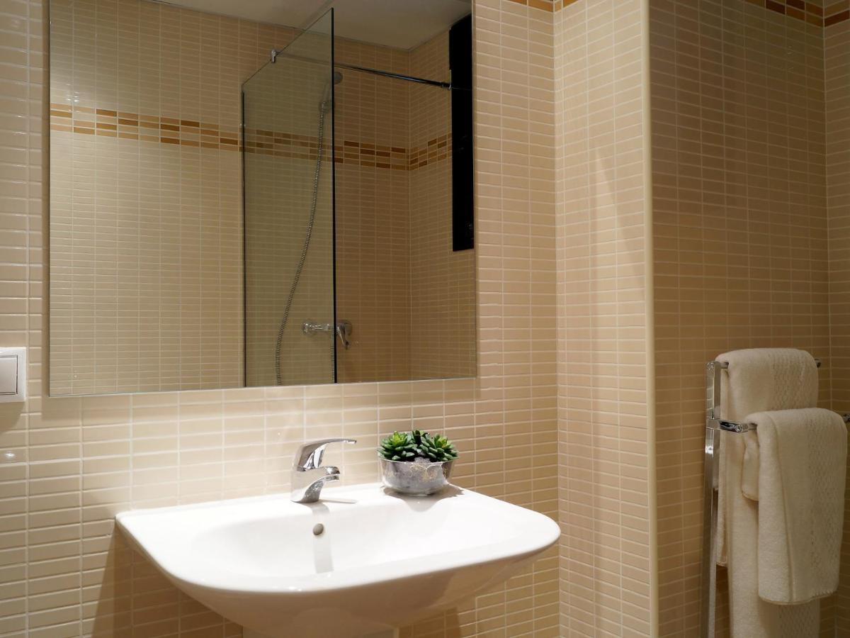 Apartment Cosmo Beach-1 By Interhome เอสเตโปนา ภายนอก รูปภาพ